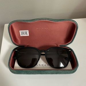 Authentic Black Gucci Sunglasses